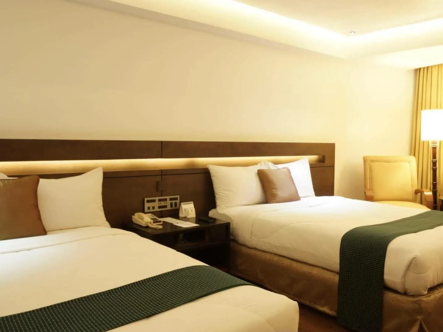 Century Park Hotel Manila